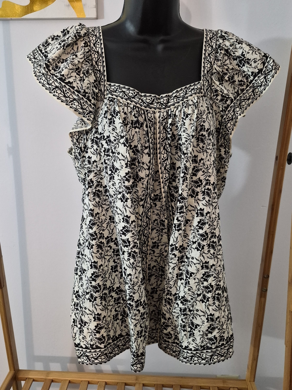 Max Studio Cream Top with Black Floral Print and Flutter Sleeves